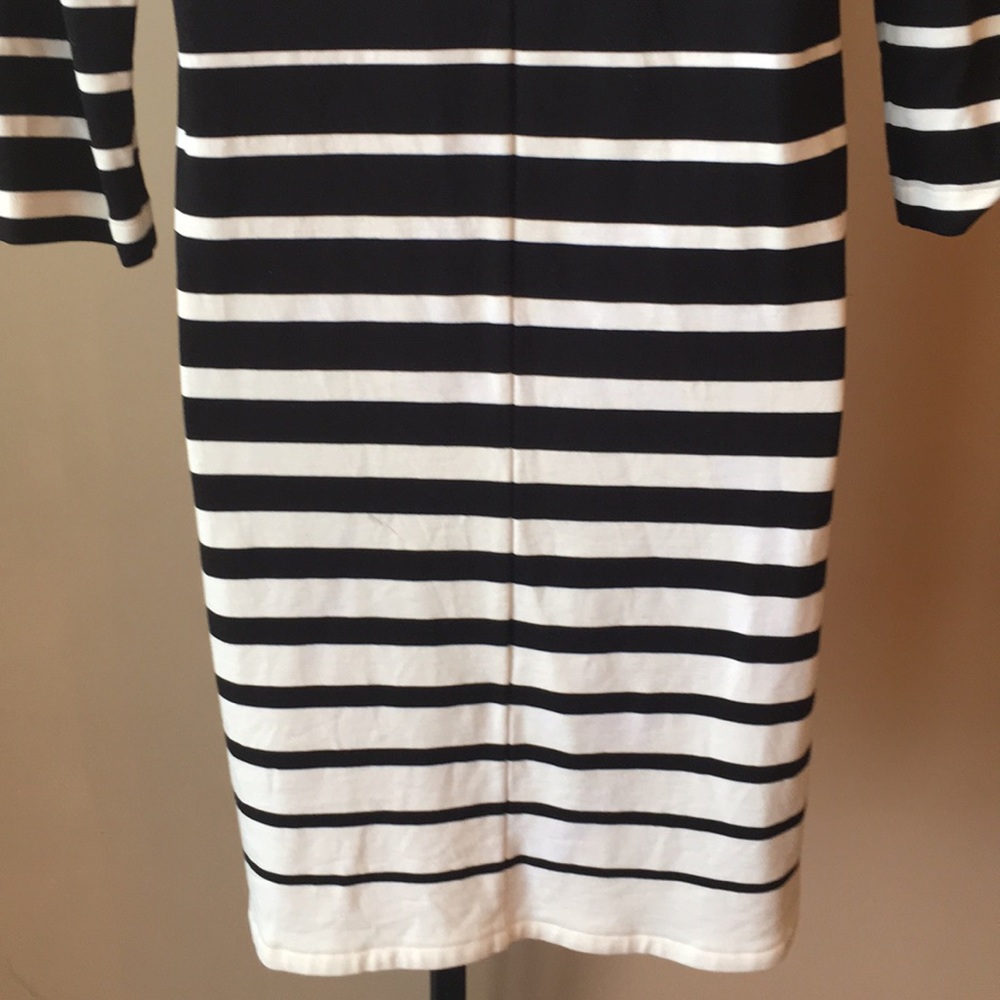 Black/White Knit quarter length sleeves - Picture 8 of 8
